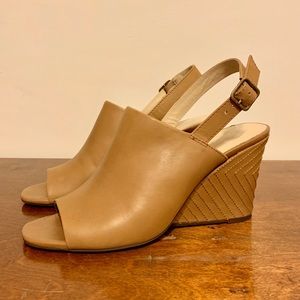 Seychelles Tan Leather Slingback Wedges